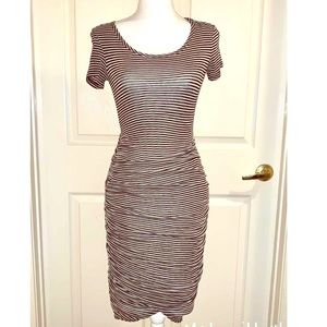 BCBGMAXAZRIA ANIA PETAL HEM DRESS SIZE XS